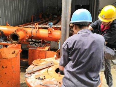 1800米扬程井用潜油电泵_10方15方20